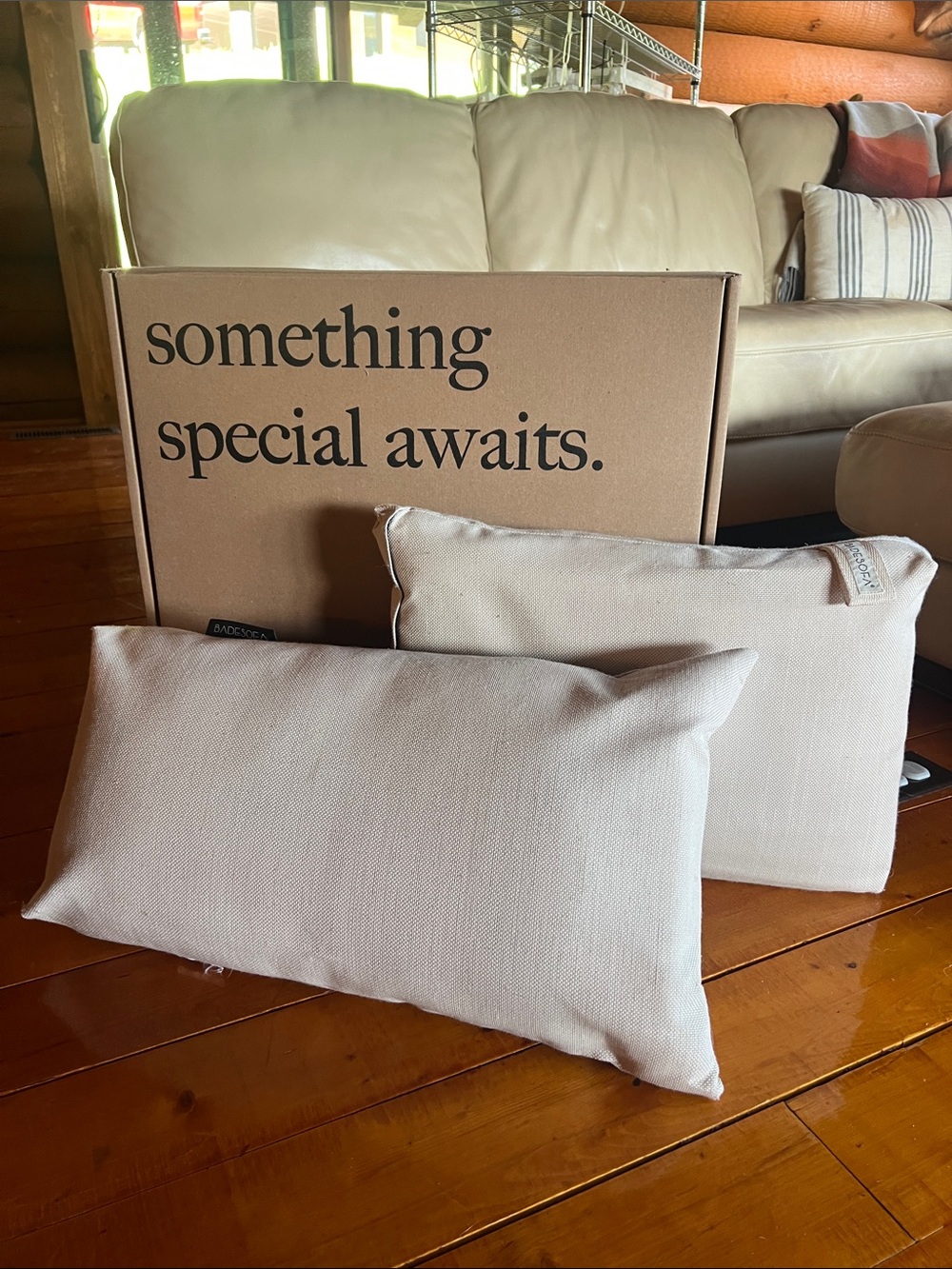 Neutral Beige Badesofa bath pillows - foot, back, and seat pillows.
